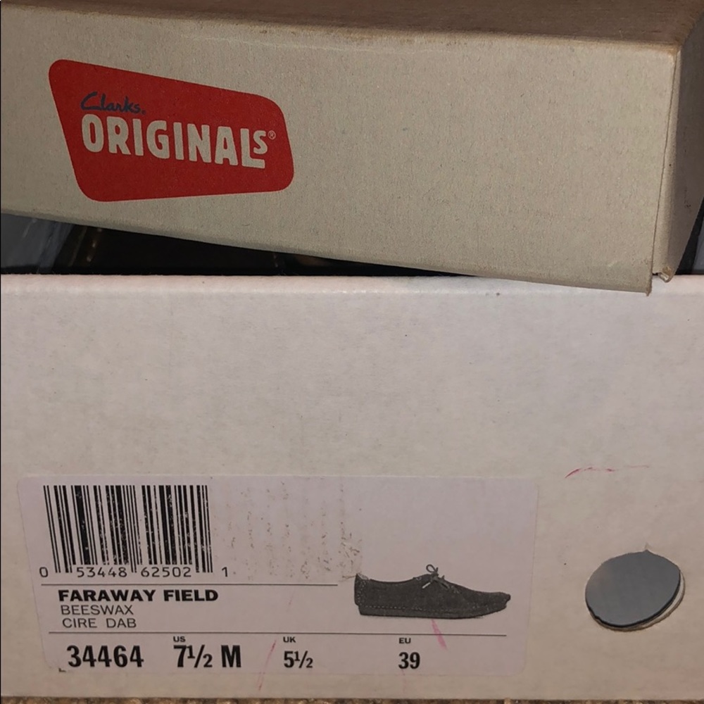 Ladies Shoes - Picture 2 of 6